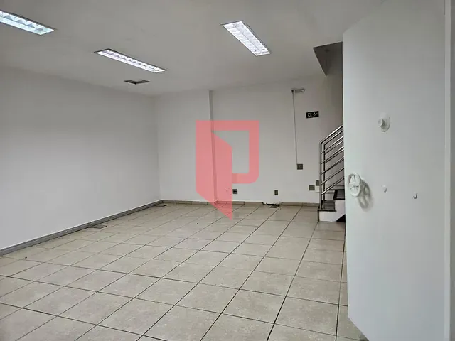 Loja com 219m², para alugar, no bairro Centro em Belo Horizonte