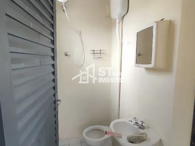 Loja com 2650m², para alugar, no bairro Andradas em Andradas
