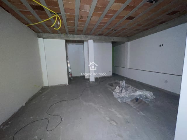 Loja para alugar, no bairro Jardim Atlântico Oeste (Itaipuaçu) em Maricá