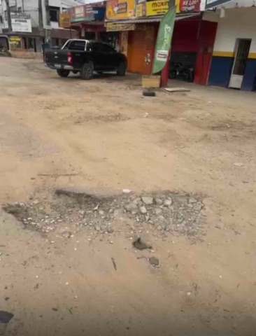 Loja com 90m², para alugar, no bairro Parque Jóquei Club em Campos dos Goytacazes