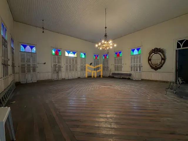 Loja para alugar, no bairro Batista Campos em Belém