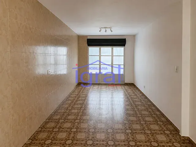 Loja para alugar, no bairro Vila Guarani (Z Sul) em São Paulo