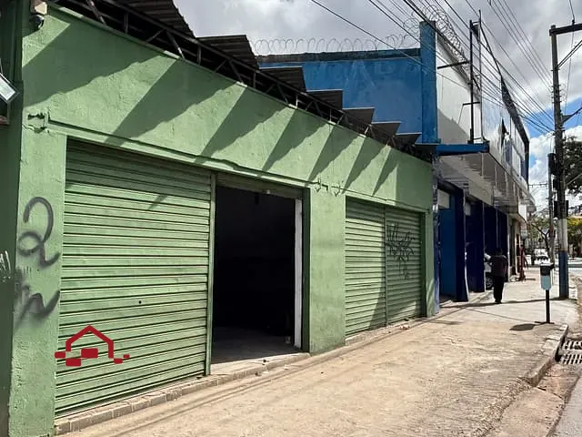 Loja para alugar, no bairro Carlos Prates em Belo Horizonte