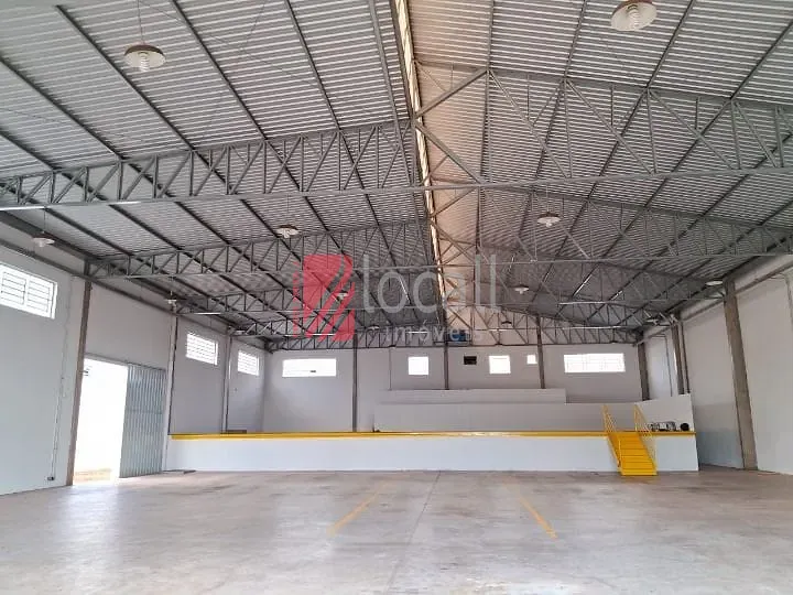 Loja / Salão / Ponto Comercial  para aluguel, 695m² — foto 2 de 23
