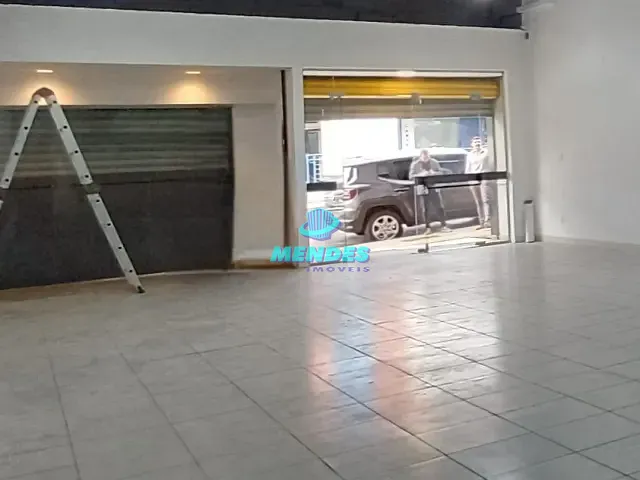 Loja à venda ou para alugar, no bairro Centro em Gravataí