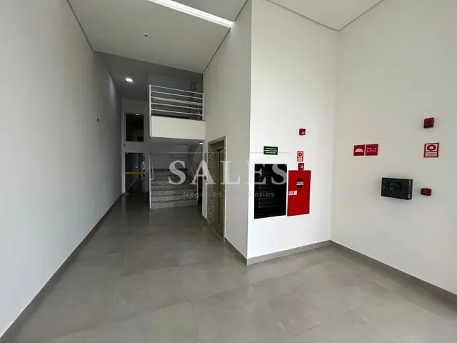 Loja com 296m², para alugar, no bairro Aeroporto em Juiz de Fora