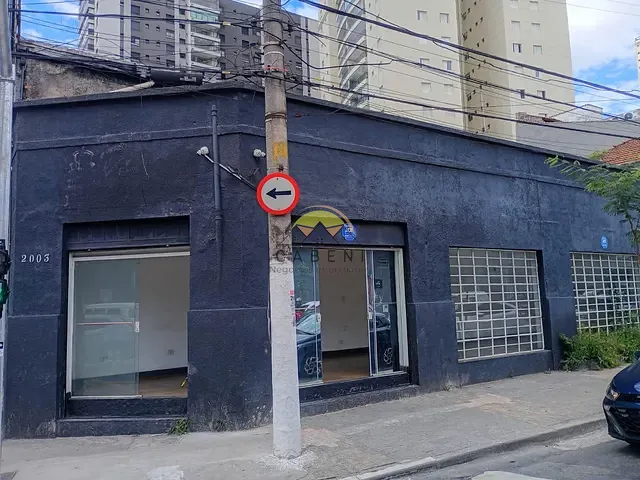 Loja com 100m², para alugar, no bairro Água Branca em São Paulo