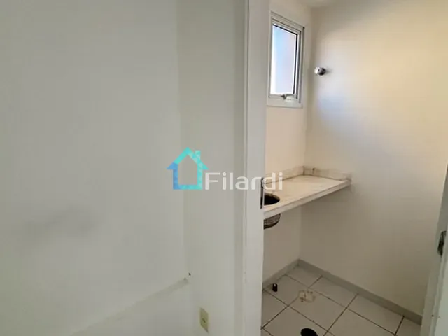 Loja para alugar, no bairro Pinheiros em São Paulo