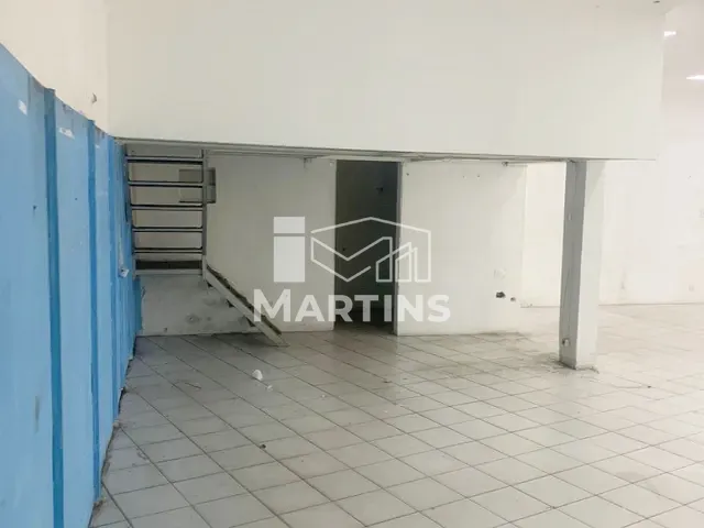Loja para alugar, no bairro Jardim Santa Tereza em Embu das Artes