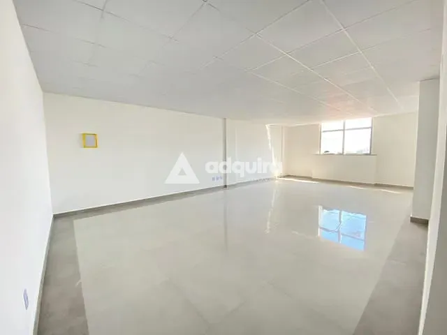 Loja com 29m², para alugar, no bairro Nova Rússia em Ponta Grossa