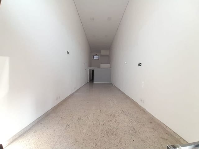 Loja com 80m², para alugar, no bairro Portais (Polvilho) em Cajamar
