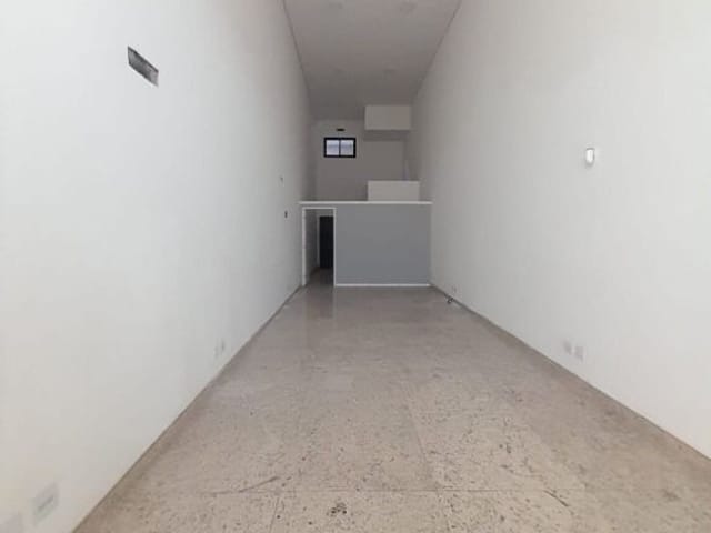 Loja com 80m², para alugar, no bairro Portais (Polvilho) em Cajamar