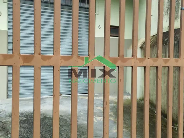 Loja com 36m², à venda, no bairro Jardim Las Vegas em Santo André