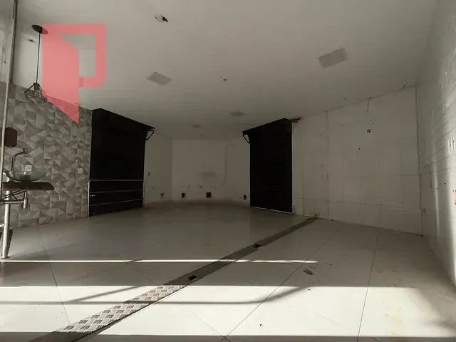 Loja com 70m², para alugar, no bairro Nova Cachoeirinha em Belo Horizonte