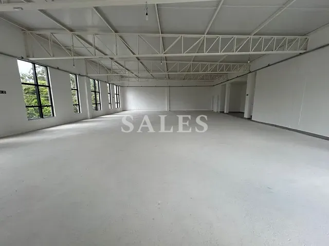 Loja com 310m², para alugar, no bairro Aeroporto em Juiz de Fora