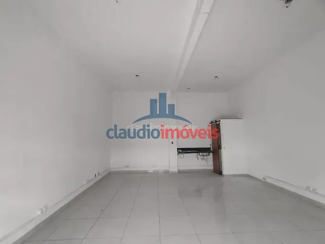 Loja para alugar, no bairro Ano Bom em Barra Mansa