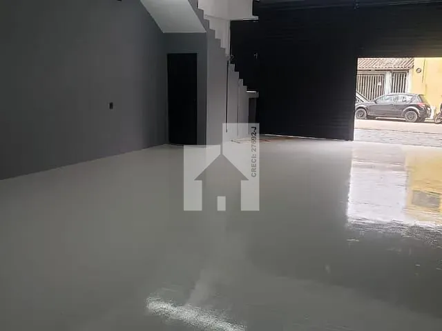 Loja com 220m², para alugar, no bairro Vila Vianelo em Jundiaí