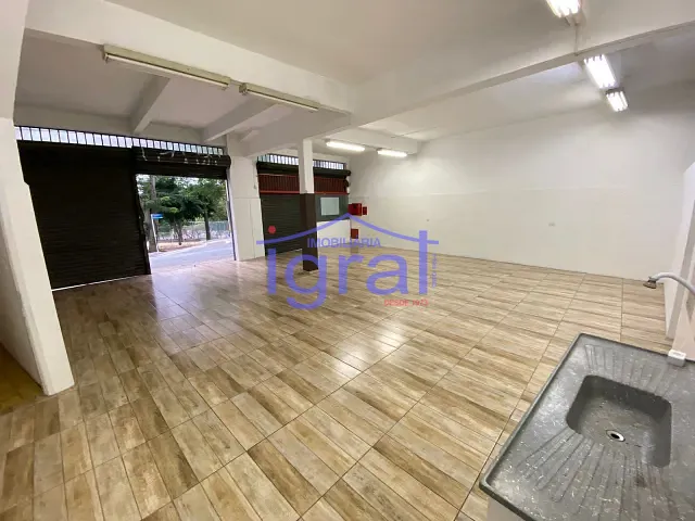 Loja com 115m², para alugar, no bairro Vila Guarani (Z Sul) em São Paulo