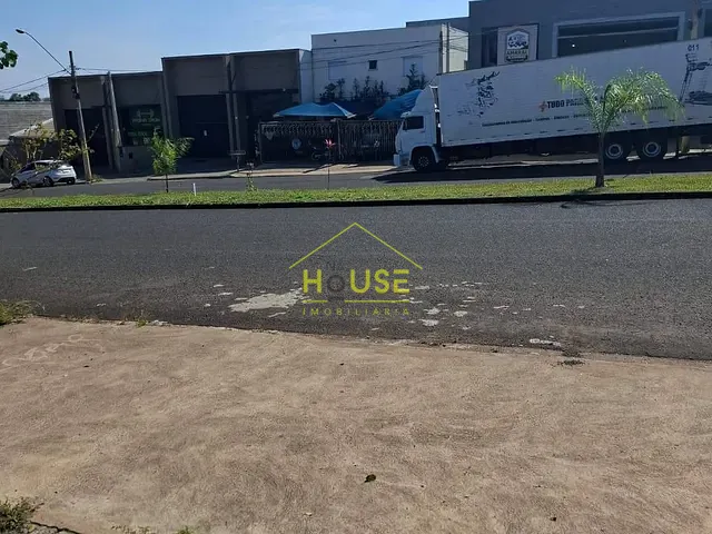 Loja com 201m², à venda, no bairro Park Residencial Colinas em Votuporanga
