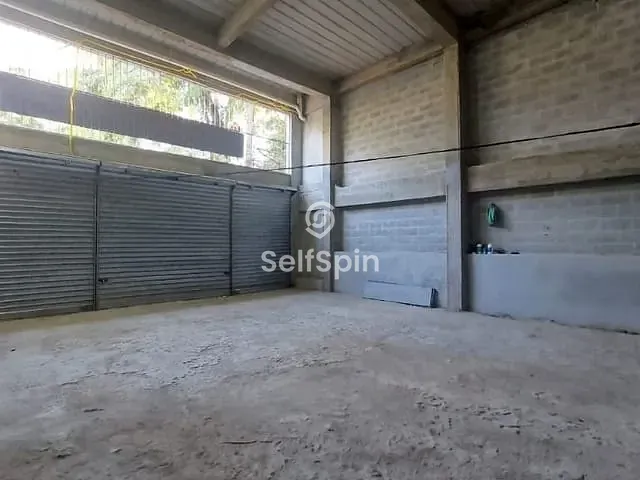 Loja para alugar, no bairro Santa Rosa em Niterói