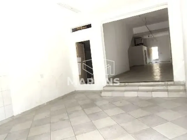 Loja para alugar, no bairro Parque Pinheiros em Taboão da Serra