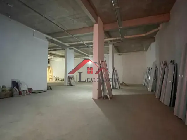 Loja com 338m², à venda, no bairro Vila Dom Pedro I em São Paulo