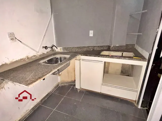 Loja à venda, no bairro Caiçaras em Belo Horizonte