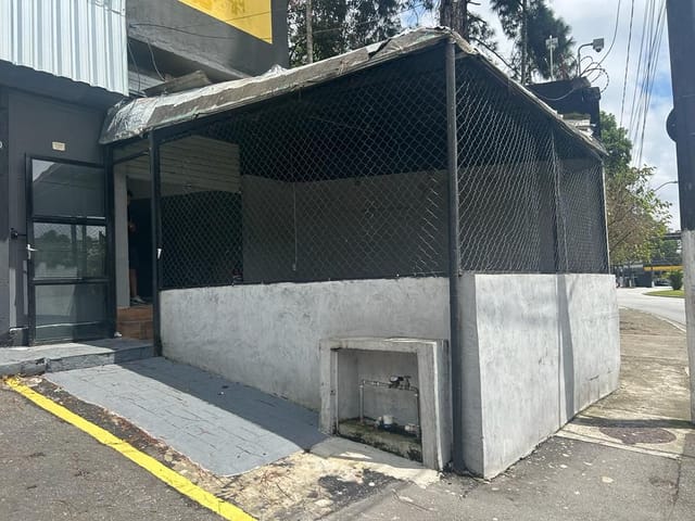 Loja para alugar, no bairro Demarchi em São Bernardo do Campo