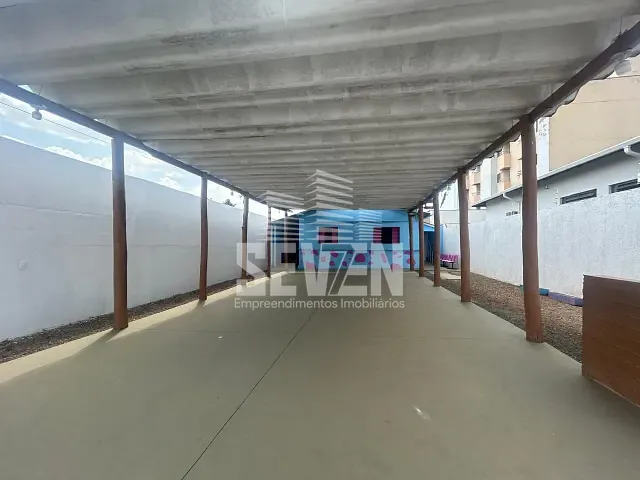 Loja com 484m², à venda, no bairro Vila Cardia em Bauru