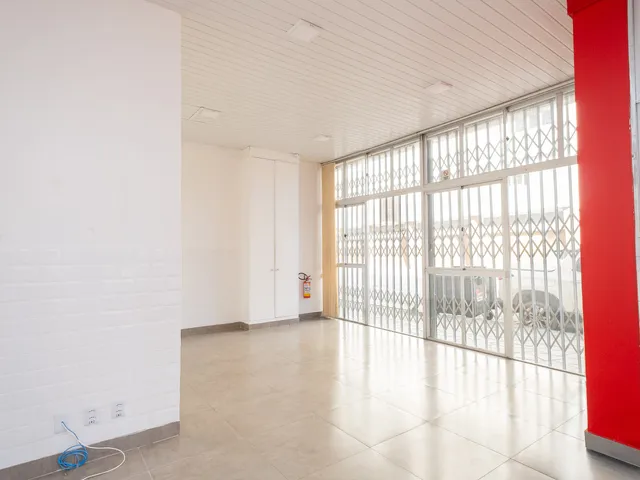Loja com 66m², para alugar, no bairro Centro em Pelotas