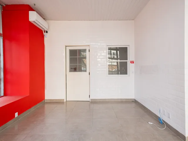 Loja com 66m², para alugar, no bairro Centro em Pelotas