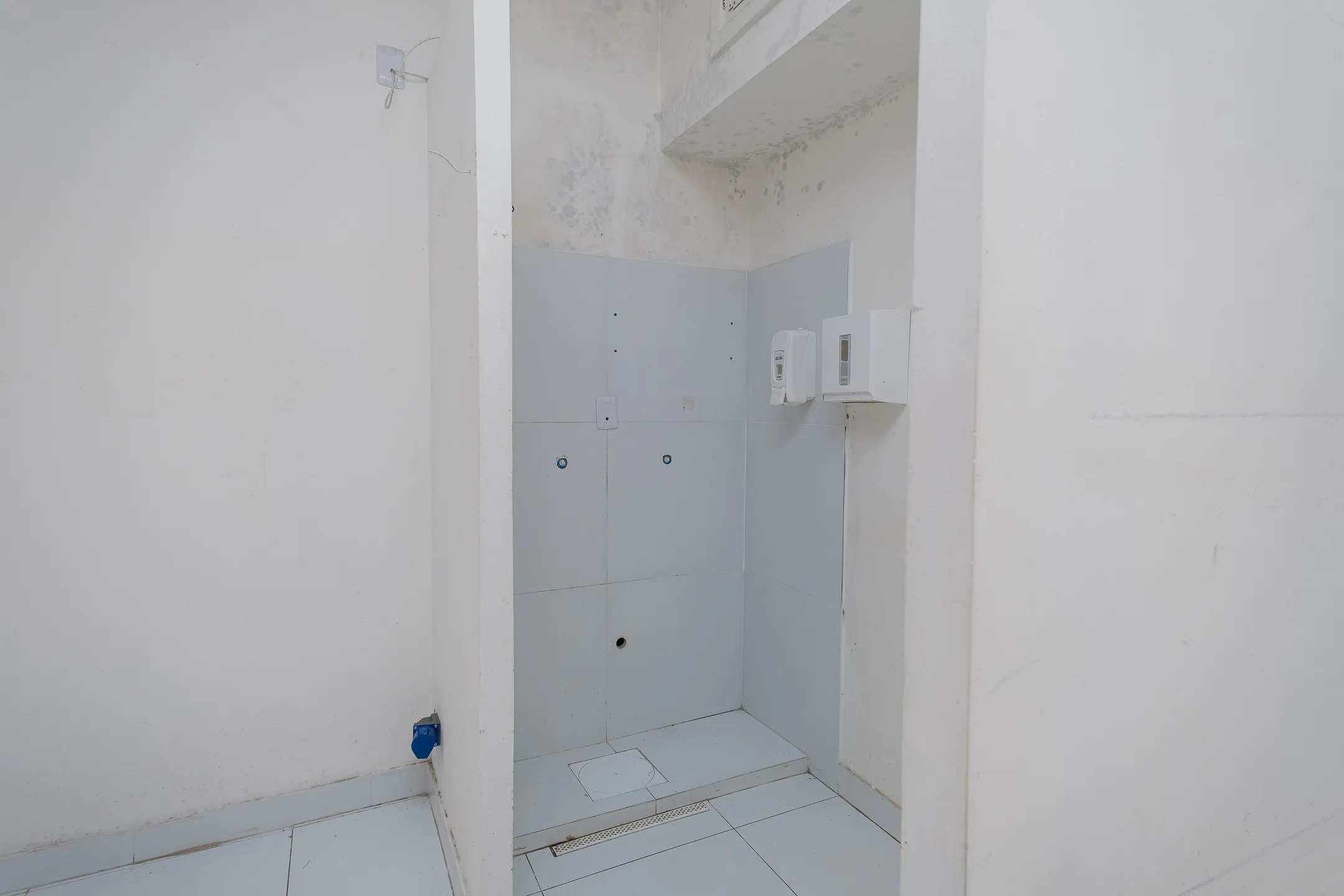 Loja Comercial para Aluguel no Centro de Pelotas RS com Excelente Localização, Amplo Espaço, Grande Visibilidade e Fácil Acesso ao Comércio Local - 10