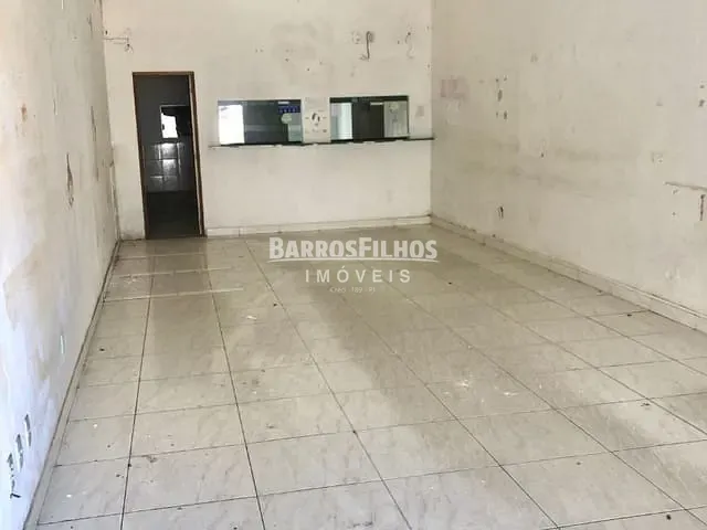 Loja com 82m², para alugar, no bairro São José em Aracaju