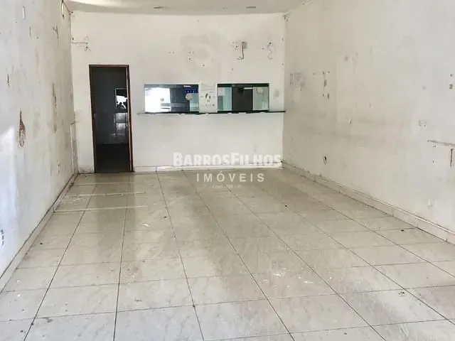 Loja com 82m², para alugar, no bairro São José em Aracaju