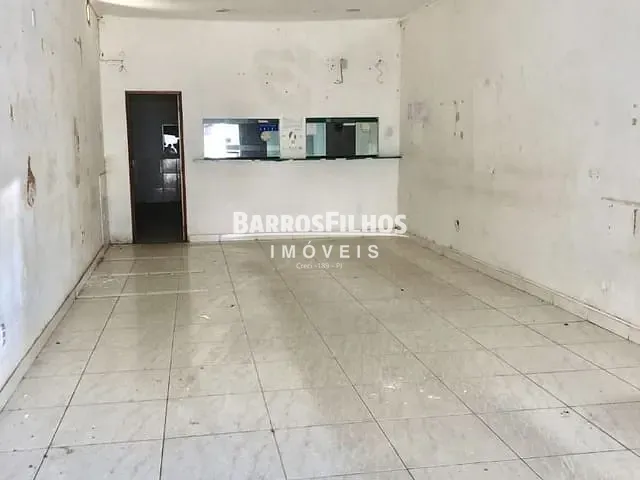 Loja com 82m², para alugar, no bairro São José em Aracaju