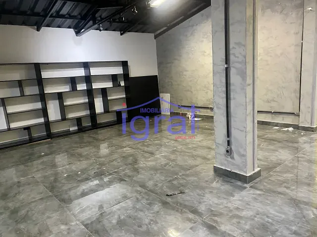 Loja para alugar, no bairro Vila Guarani (Z Sul) em São Paulo