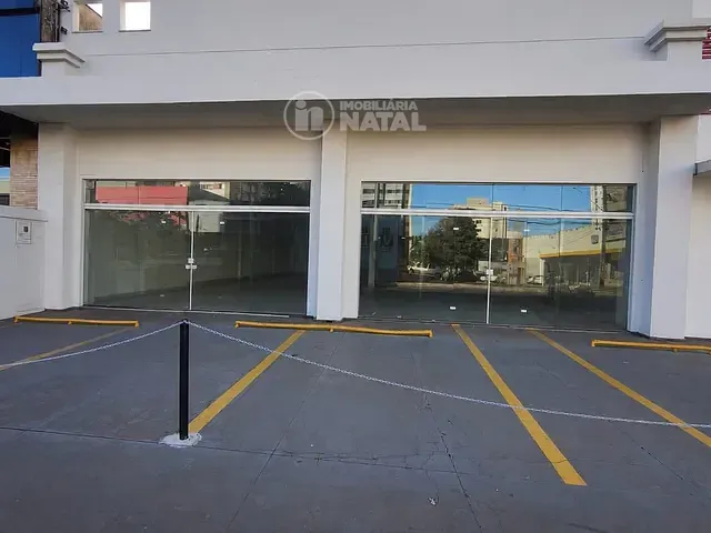 Loja com 320m², para alugar, no bairro Vitória em Londrina