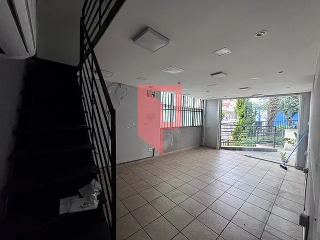 Loja para alugar, no bairro Caiçaras em Belo Horizonte