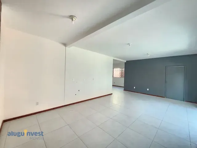 Loja para alugar, no bairro Campinas em São José