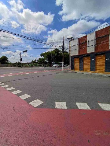 Loja com 240m², à venda ou para alugar, no bairro Centro em Campos dos Goytacazes