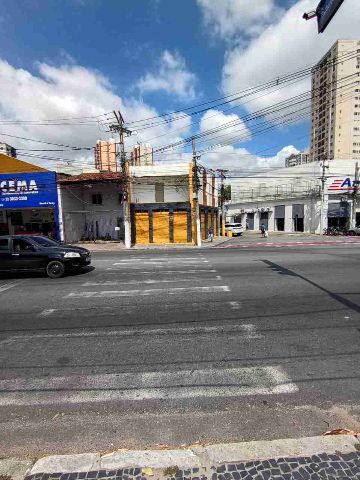 Loja com 240m², à venda ou para alugar, no bairro Centro em Campos dos Goytacazes