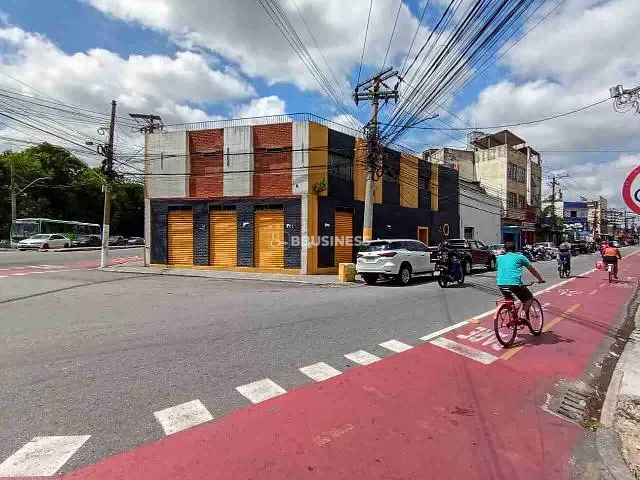 Loja com 240m², à venda, no bairro Centro em Campos dos Goytacazes