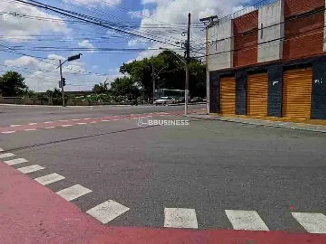 Loja com 240m², à venda, no bairro Centro em Campos dos Goytacazes