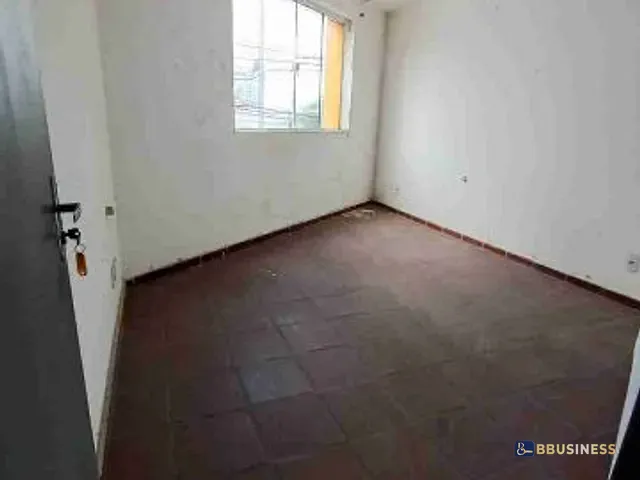 Loja com 240m², à venda ou para alugar, no bairro Centro em Campos dos Goytacazes