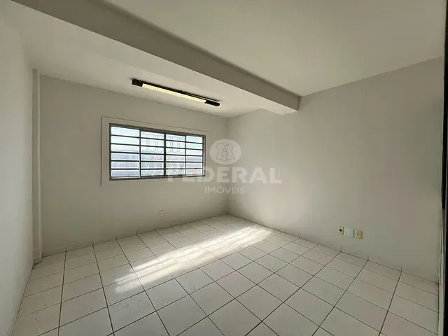 Loja para alugar, no bairro Setor Garavelo em Aparecida de Goiânia