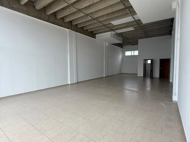 Loja para alugar, no bairro Catharina Zanaga em Americana