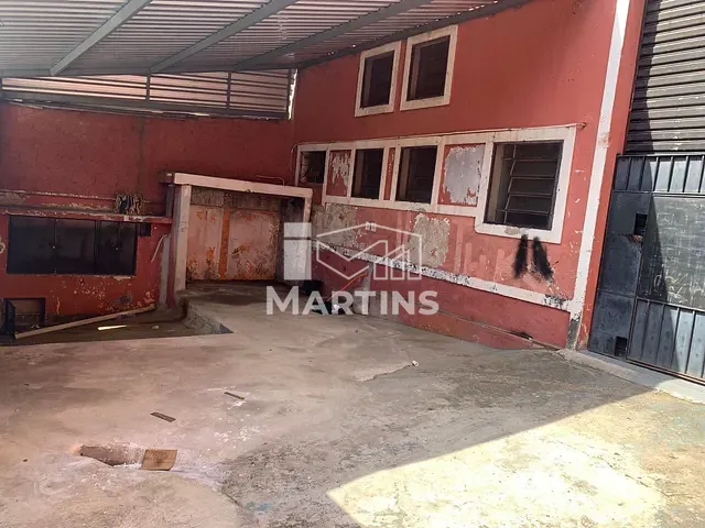 Loja para alugar, no bairro Jardim Castilho em Embu das Artes