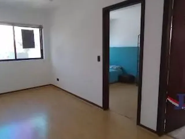 Sala para alugar, no bairro Centro Civico em Curitiba