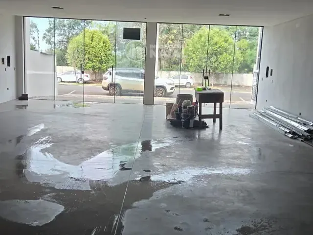 Loja com 150m², para alugar, no bairro San Conrado em Londrina