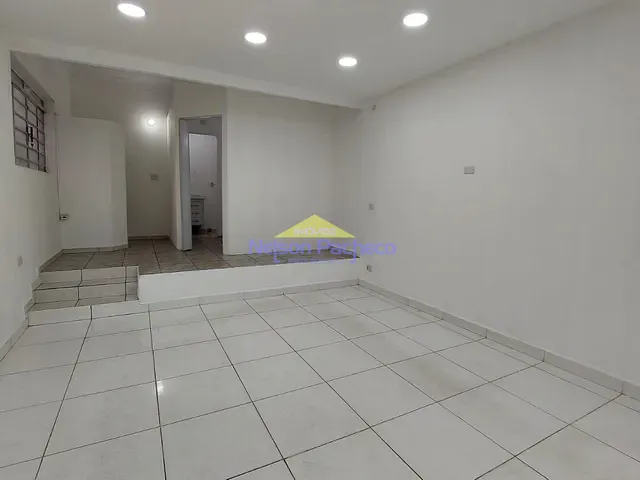 Loja com 0m², para alugar, no bairro Centro em Capivari